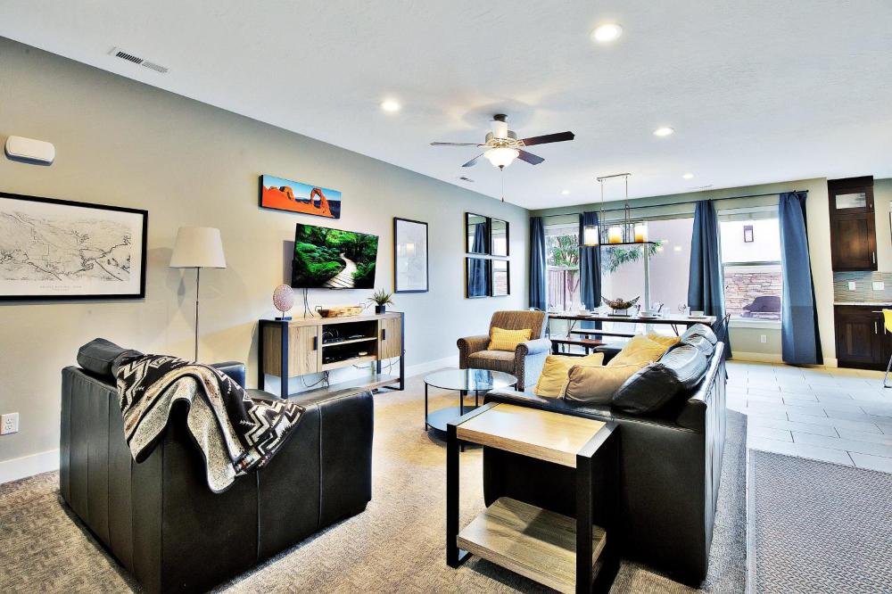 Seven-Bedroom Holiday Home interior